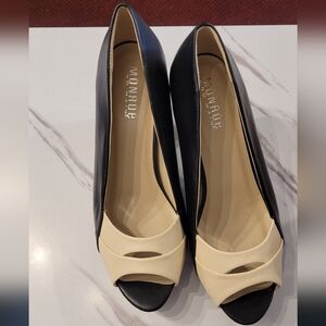 Monroe and Main open toed Black and ivory 3-inch high heels 8 wide never worn